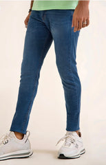 ankle fit Blue Jeans